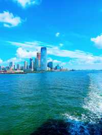 Take a boat ride to admire the Statue of Liberty and the stunning scenery of the bay.