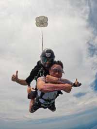 For the first parachute jump, what do you need to prepare? Pattaya parachute jumping complete guide.