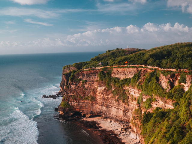 🌞 You'll be losing out if you miss the beaches of Bali! The stunning beaches are waiting for you to