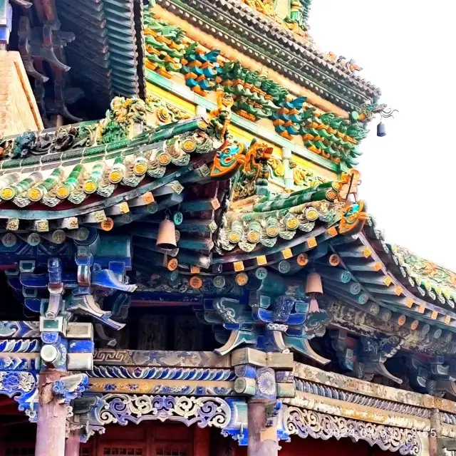 Guangsheng Temple: A Hall of Art