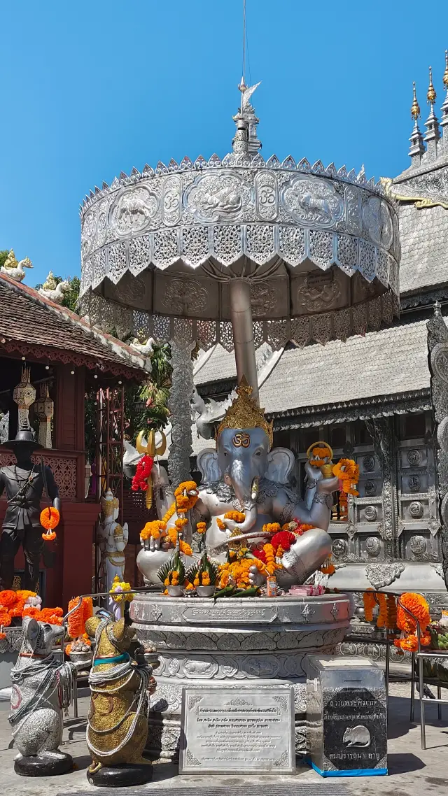 The Silver Temple in Chiang Mai, a spiritual place where thousands of silvers shine together