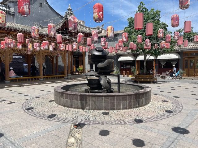 絲綢之路和茶馬古道的雙重集鎮