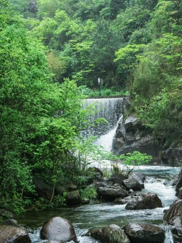 大奇山は「江南第一の名山」と称されています