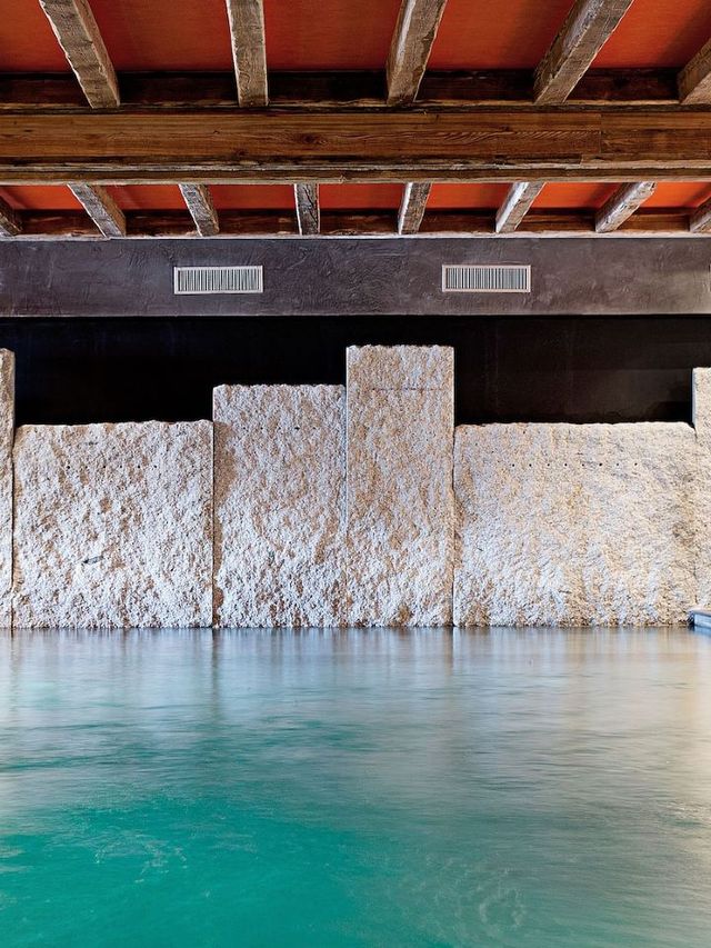 🏔️ Tignes Top Stays: Luxe Les Suites Maison Bouvier! 🛌✨