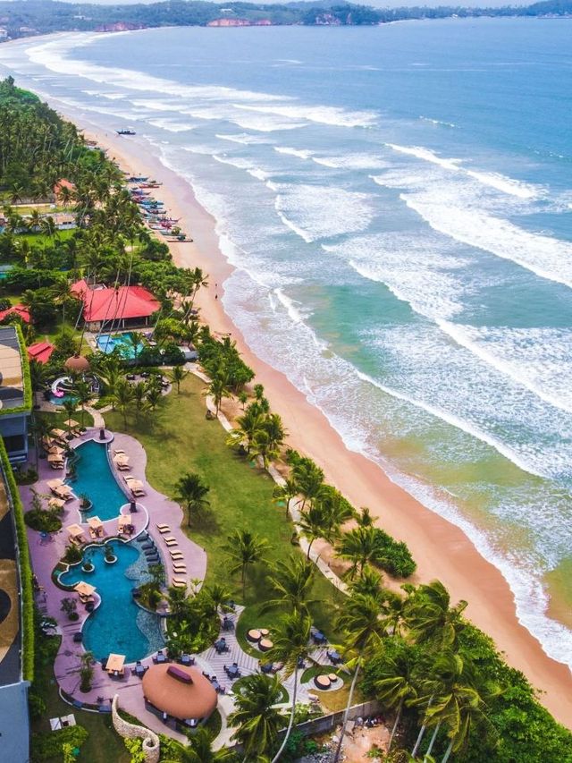 🌊🛏️ Serene Weligama: Marriott's Coastal Charm 🌴