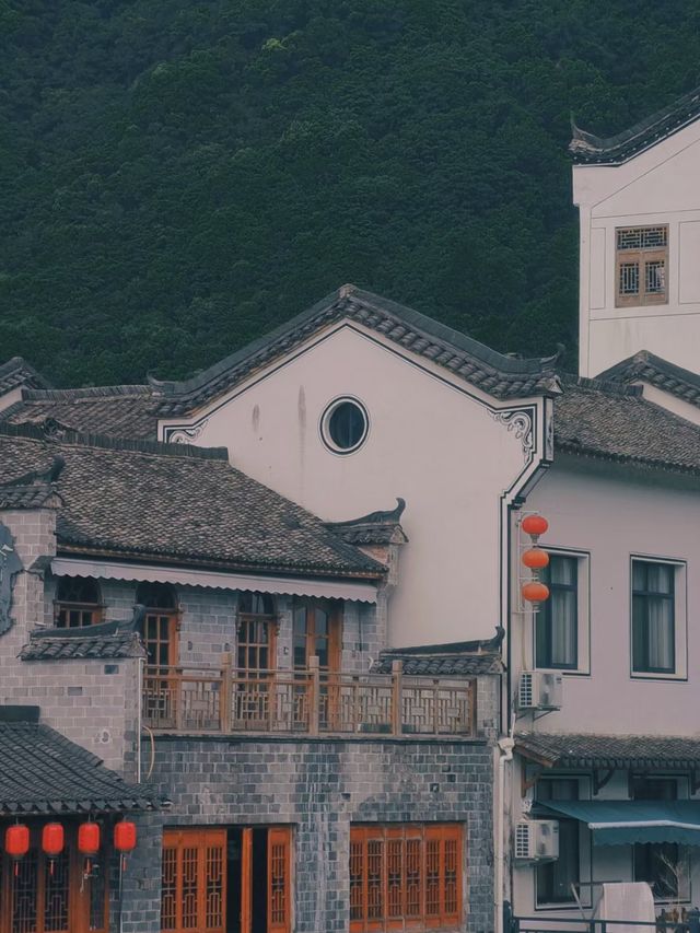 沒錯，消費降級了…避暑寶藏遊玩點還免費~