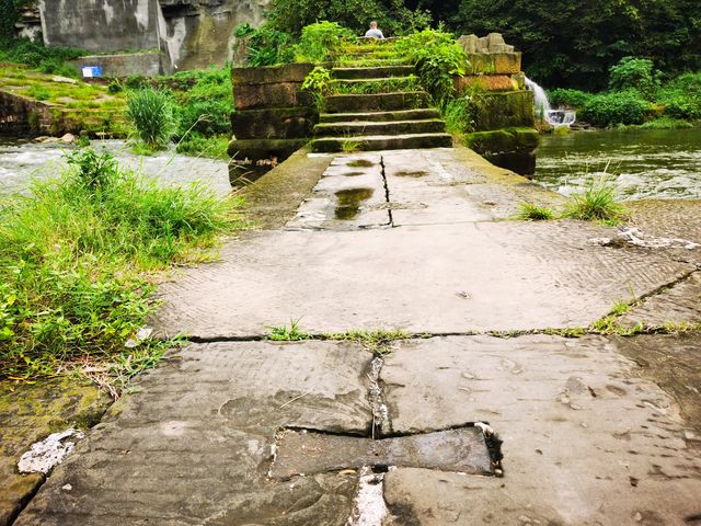 雨漫內自邊界的中溪河畔