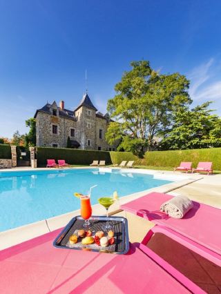 🏰✨ Missillac Magic: Top Stay at Hôtel & Spa de La Bretesche 🌿