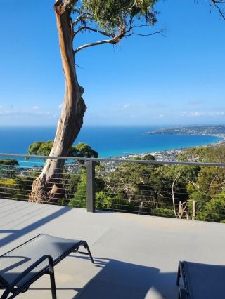 🌟 Arthurs Seat Retreat: Cozy Vibes & Scenic Views 🌄