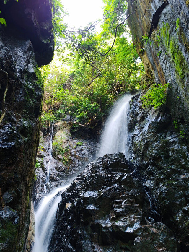 深圳秘境探索：小眾溯溪+瀑布+登山