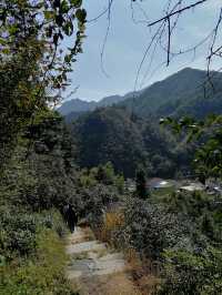 徒步榉根嶺古道丨千年古道丨國慶節避擁遊玩的好地方。