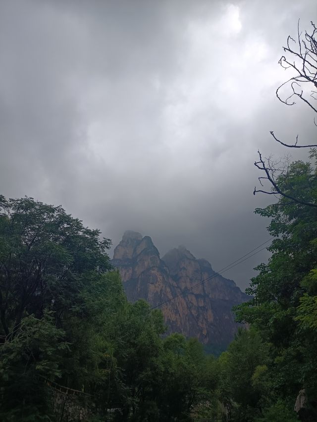隱藏於太行山的美麗大山-太行大峽谷桃花谷。
