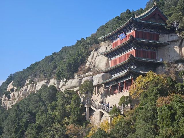 天龍山石窟，請注意保護。