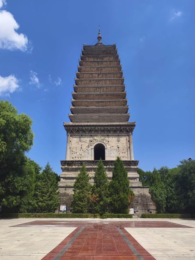 朝陽雙塔。
