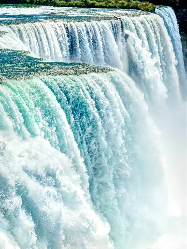 How to Travel in Canada: A Guide with Routes