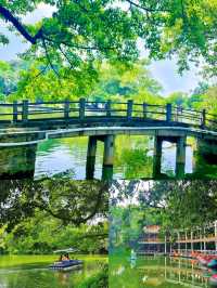 《佛山中山公園，休閒與文化的樂園》。