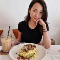 Popular cafe