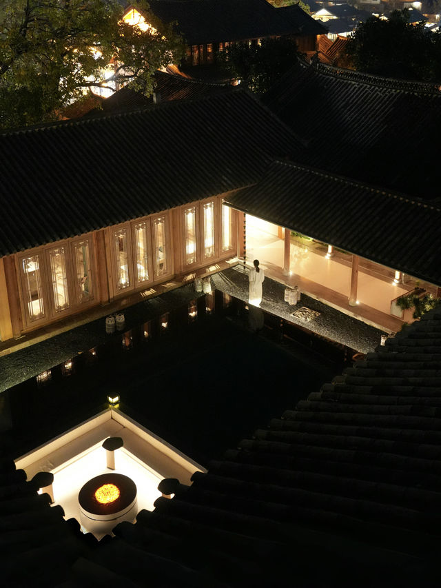 麗江嵌雪樓俯瞰麗江古城的「中式審美酒店」 麗江嵌雪樓俯瞰麗江古城的「中式審美酒店」