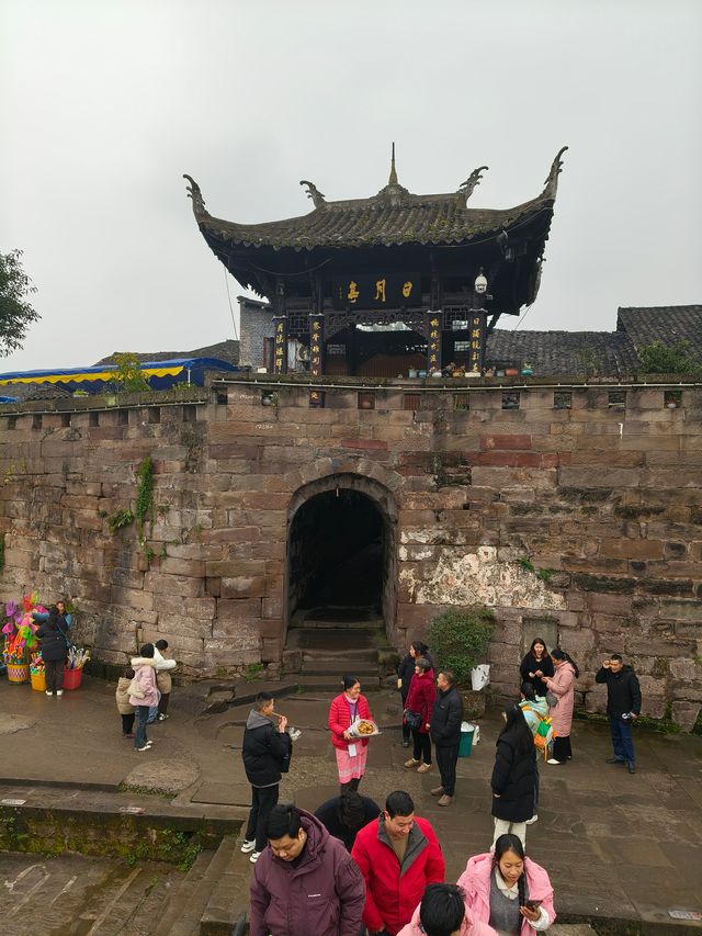 千年榮昌，古韻萬靈。不見不散，來了就是一家人！