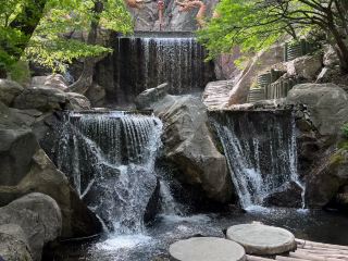 I've been to Mianshan Scenic Area three times and finally figured it out.