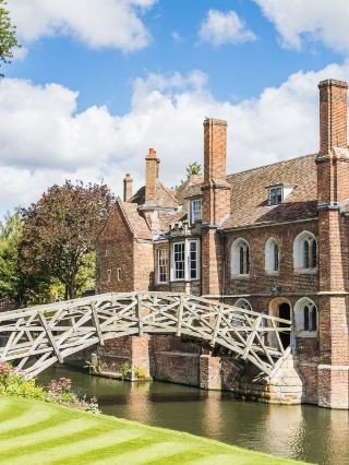 Detailed 7-Day UK Travel Guide