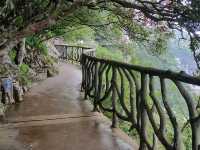 Tianmen fun time with cloud and rain