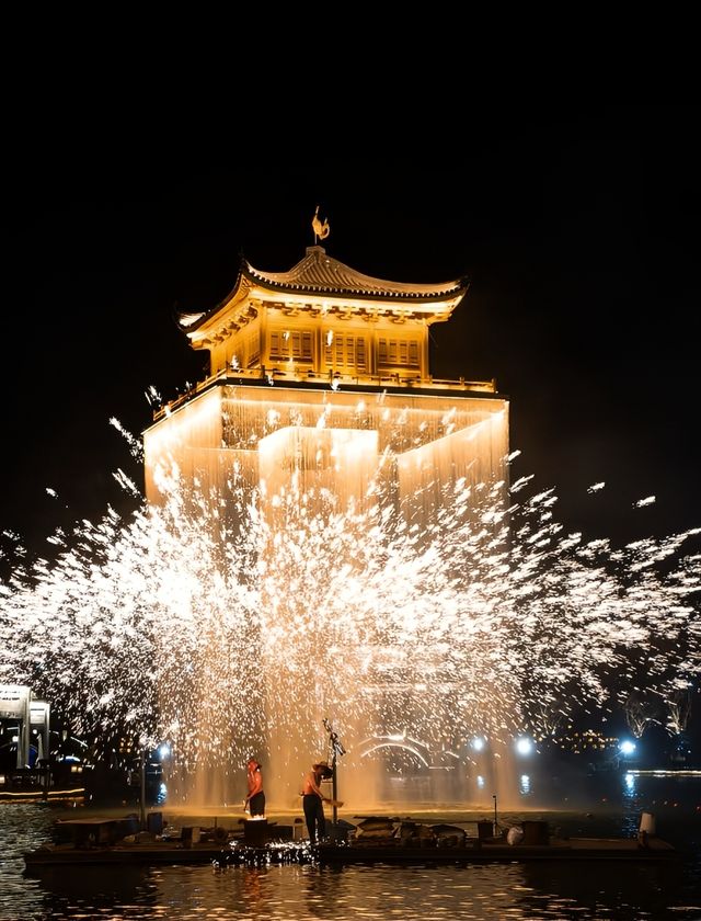 婺源不只油菜花！徽派不夜城婺女洲，美到窒息