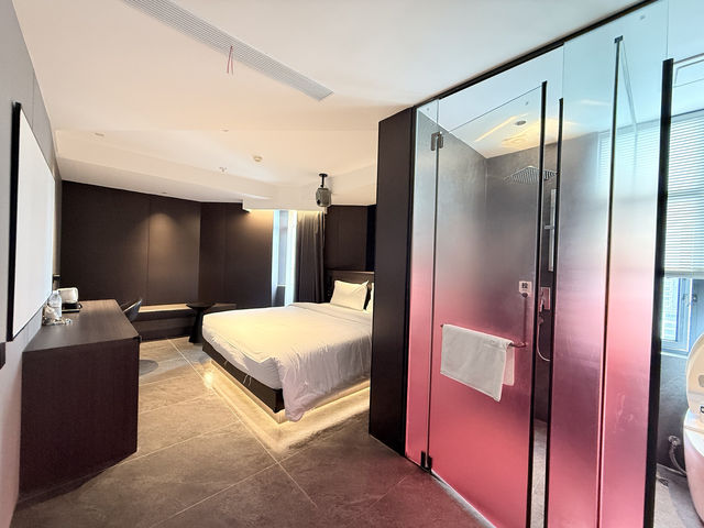 Unlock Chongqing's Hub! Stay in Shangqingsi's Smart Hotel for Efficient Sightseeing. Unlock Chongqing's Hub! Stay in Shangqingsi's Smart Hotel for Efficient Sightseeing.