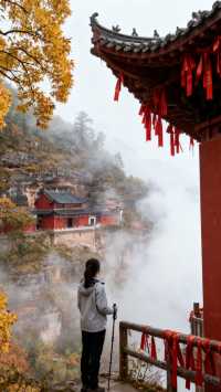地點：安徽·齊雲山 友情提醒：這不是黃山，是皖南的道教仙山！ 之前一直覺得黃山已經美到頂