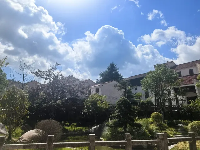 九華山百歲宮｜在雲端遇見600年不腐的“