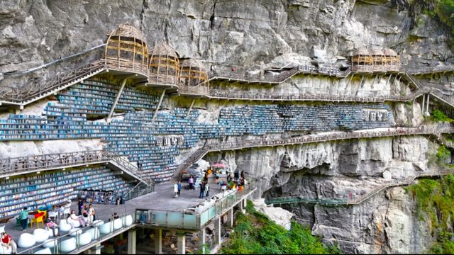 羅城棉花天坑依飯節盛啟 羅城棉花天坑依飯節盛啟