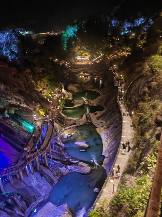 人間仙境望仙谷