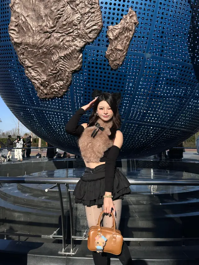 𝙐𝙣𝙞𝙫𝙚𝙧𝙨𝙖𝙡 𝙃𝙤𝙜𝙬𝙖𝐫𝙩𝙨 𝘿𝙖𝙮🪄 難怪網上都說要找灣灣npy! 這次環球之