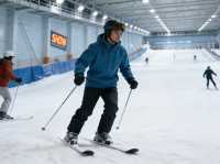SHOW Dry Ski Resort: All-Season Training Hub – Dry Slopes + Simulators for Pros!