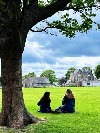 โปรดรับธรรมชาติที่บำบัดใจของสหราชอาณาจักรนี้ไว้