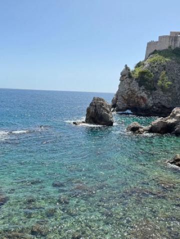 "คู่มือท่องเที่ยวโครเอเชียฉบับวาดด้วยมือของคนท้องถิ่น!! คนที่มีความสุขต้องอ่าน!"