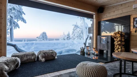 Mendefinisikan Ulang Kemewahan Kutub Utara — traveler post in Lapland