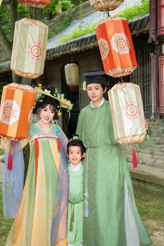 橫店全家福古風寫真｜一家三口氛圍感直接拉滿