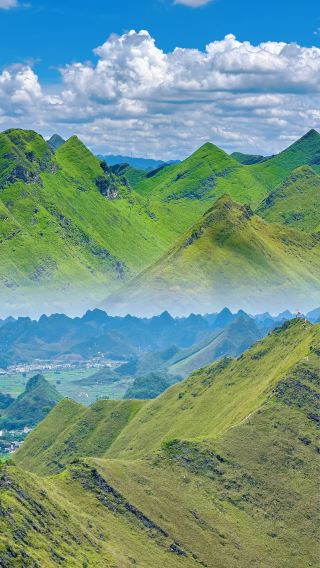 Hiking Guide to Jianlong Mountain, Guangxi: Walk the Stegosaurus Ridge, the pristine karst wilderness is breathtaking