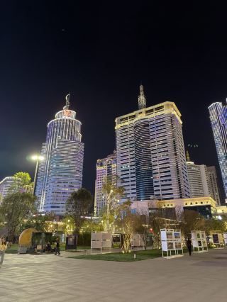 City Break vs. Nature Escape: Kunming