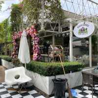 รีวิว Green House Bistro 🏡🍰🌲⛅ 