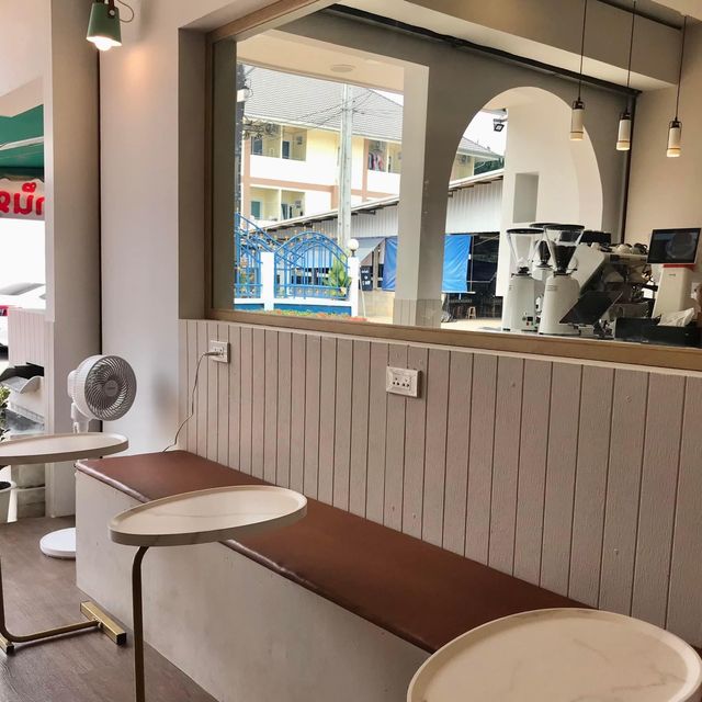 38 Y Coffee
