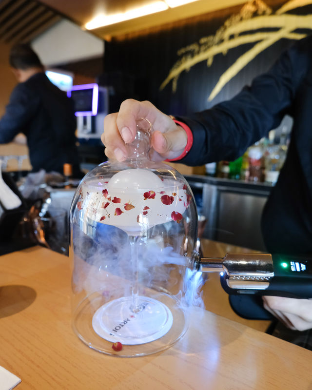 欣賞黃金海岸嘆cocktail