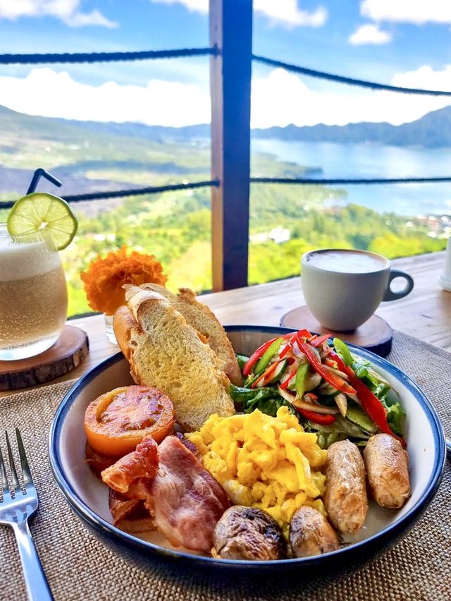 This Place Has A Beautiful View☁️🏞️