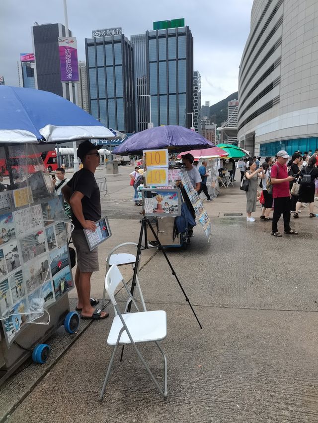 Golden Bauhinia Square 🌷✨ Golden Bauhinia Square 🌷✨