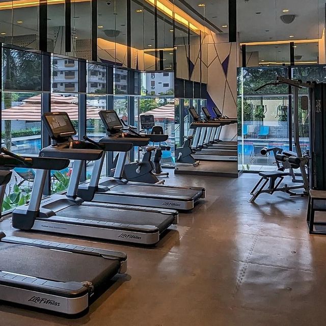 Experience Cosy and Modern hotel in Singapore