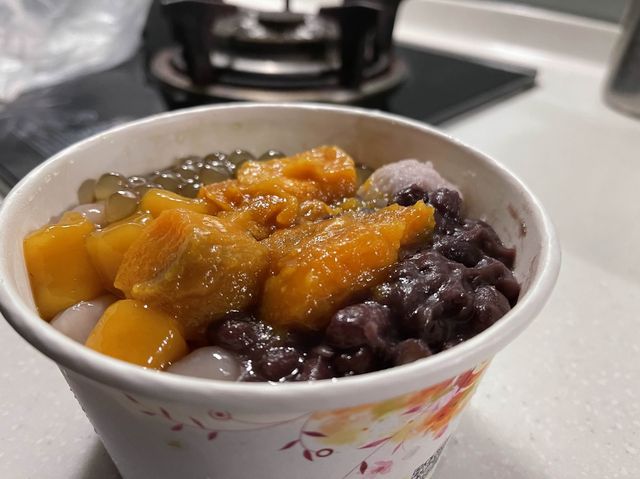 臺中逢甲夜市 吃了會上癮的大麻粉園