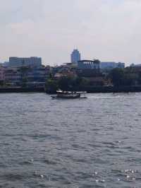 Scenic Boat Ride to Wat Arun Temple