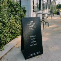 คาเฟ่กลาสเฮ้าส์ฟีลยุโรป มาง่ายแค่นครนายก!