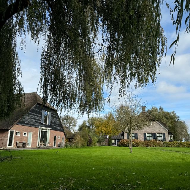 Enchanting Serenity in Giethoorn